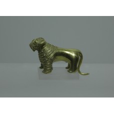 Early Barrow Culture, gold lion figurine, dotted upper body